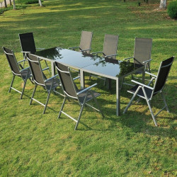 Alumiiniruokailuryhmä: 8 tuolia ja pöytä