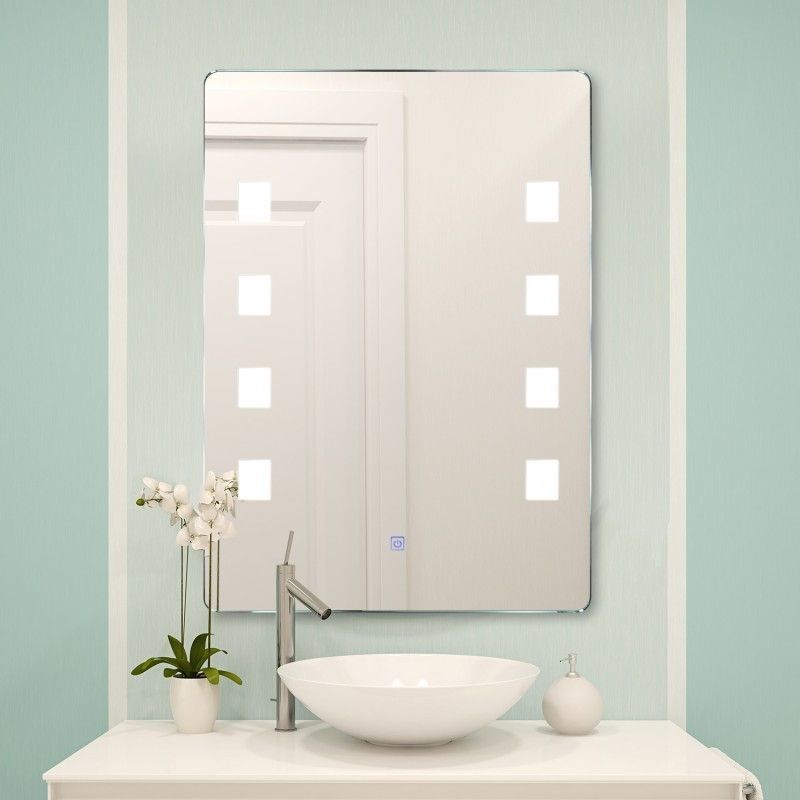 Kylpyhuoneen LED-peili