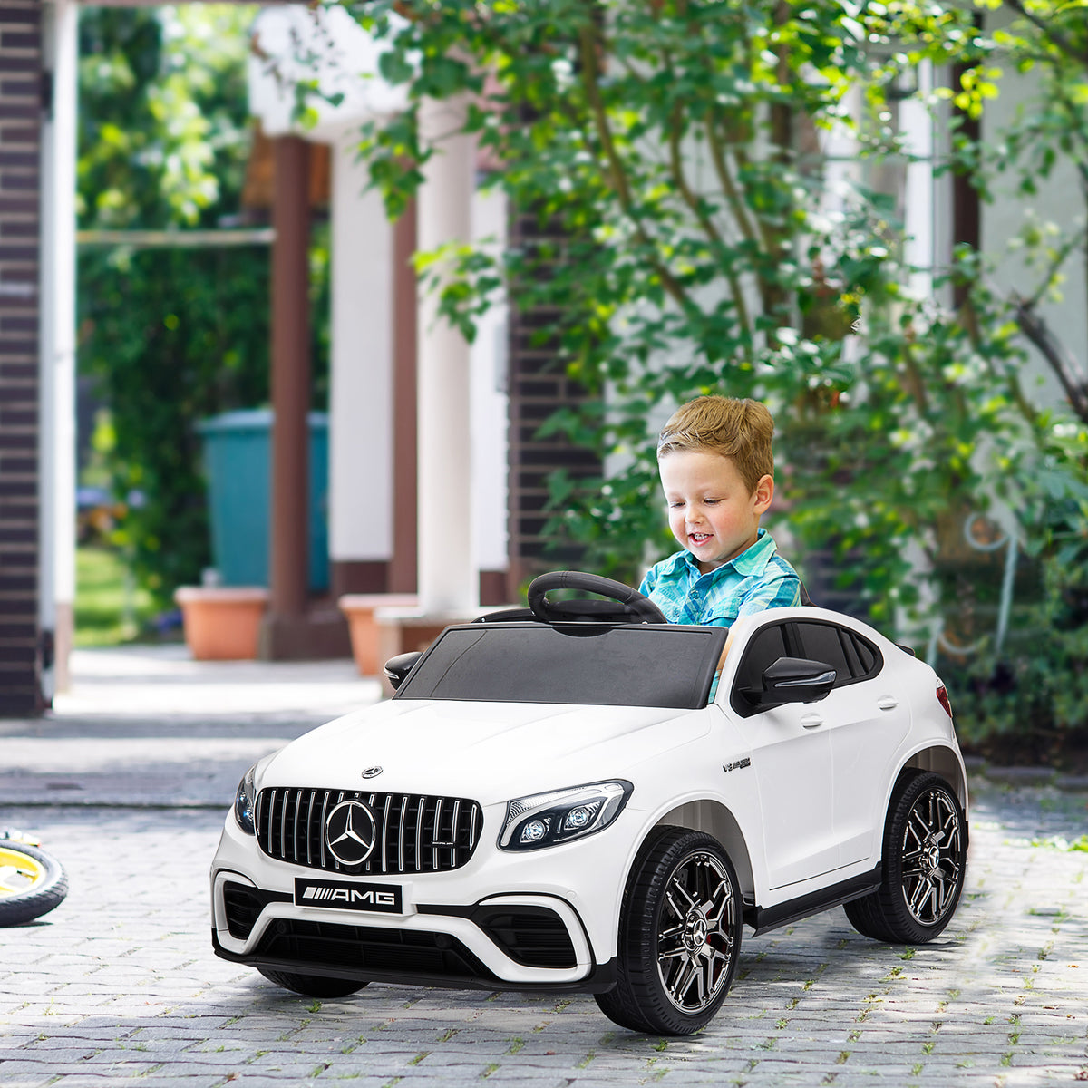 Lasten sähköauto Mercedes-AMG GLC63S Coupé 12V, kaukosäädin, kaksi moottoria, valkoinen