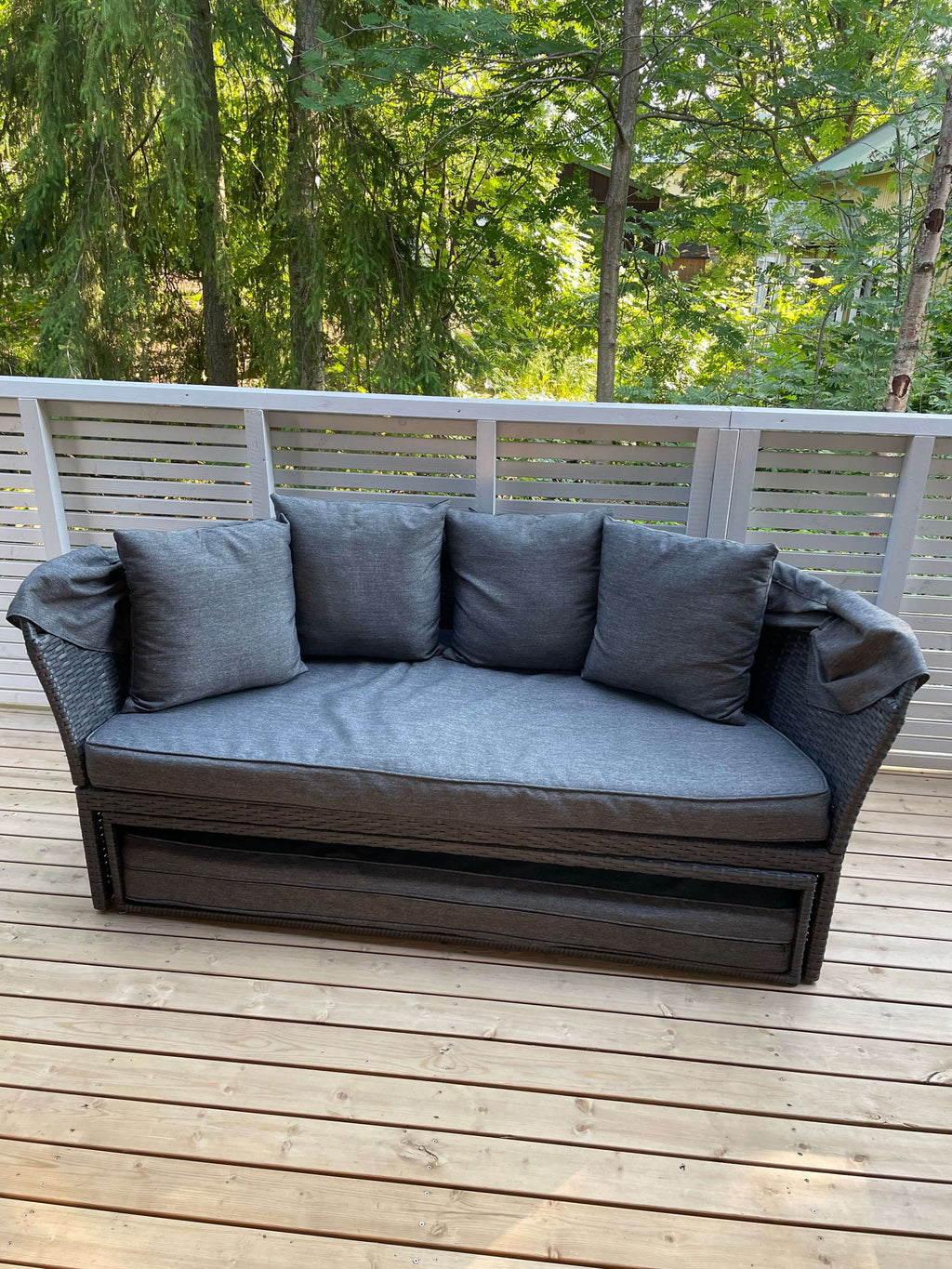 POHJOLA GARDEN Polyrottinki Aurinkovuode/Aurinkosänky/Aurinkopesä 165 cm, Paksu pehmuste, Katoksella Musta