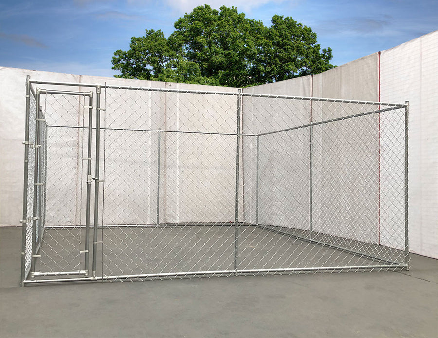 Hundkoja 396 x 396 x 182 cm – galvaniserat stål, låsbar dörr, 60 x 60 mm nät