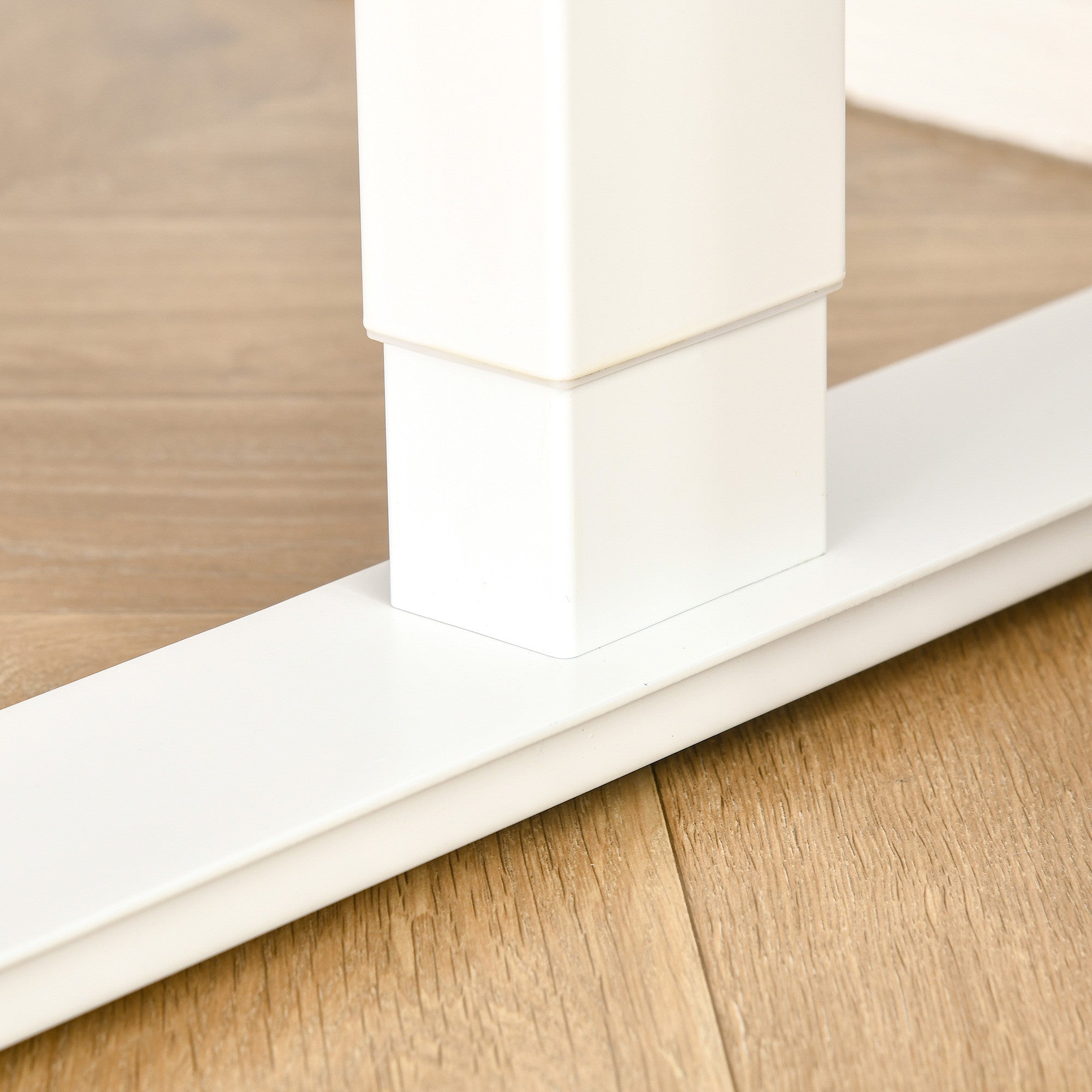 Pohjola Indoor Sähköinen työpöytä 140cm x 70 cm x 116 cm