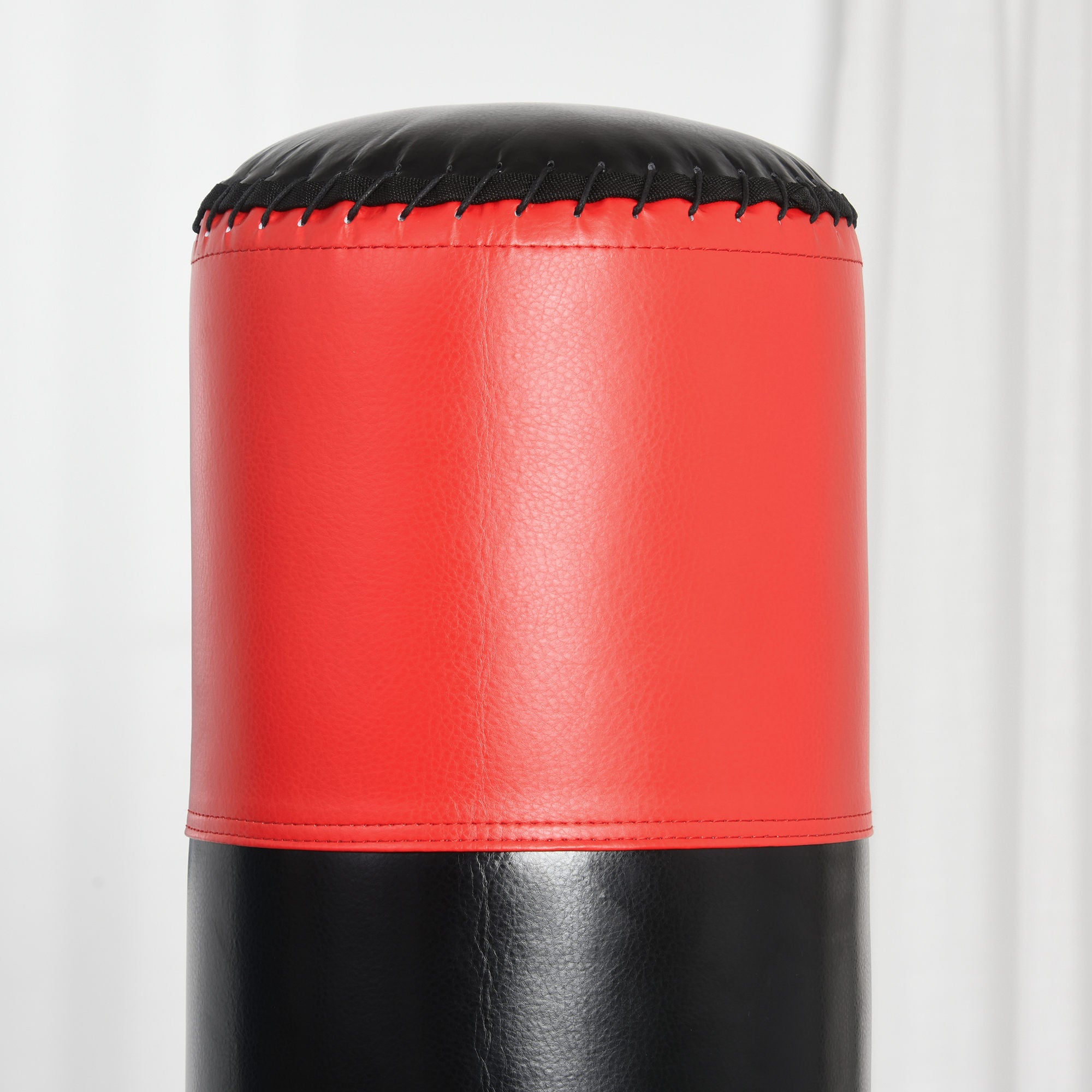 Seisova nyrkkeilysäkki