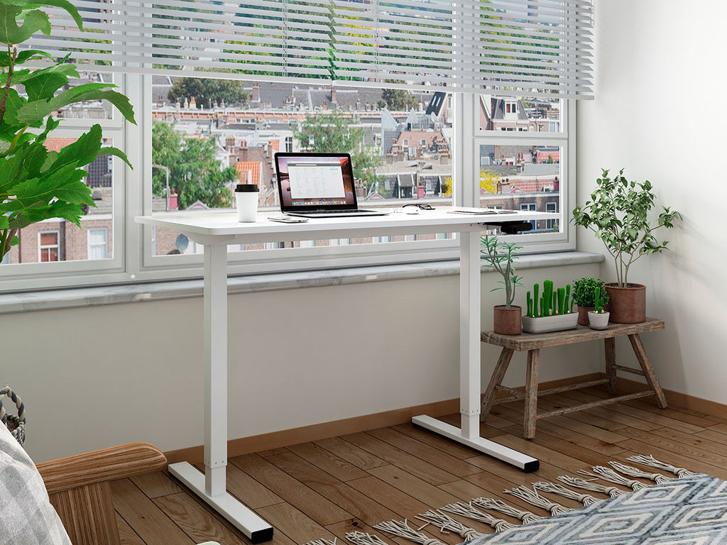 POHJOLA INDOOR Korkeussäädettävä Työpöytä 120 x 60 cm, Valkoinen