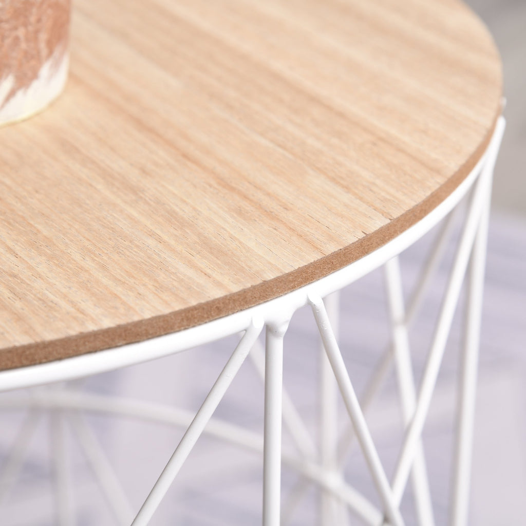 2 sivupöytää, 40 x 45 cm