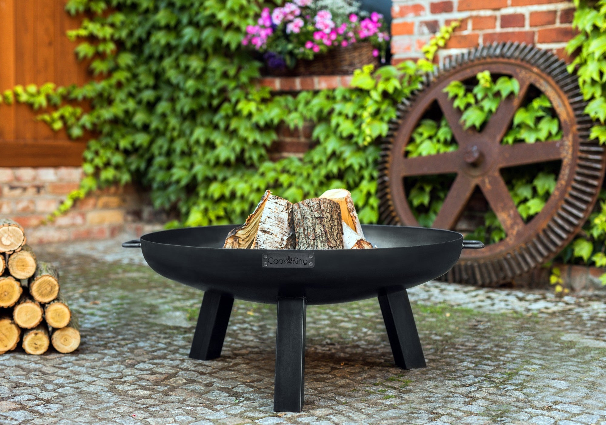 POLO ulkotulisija musta teräs, 4 eri kokoa