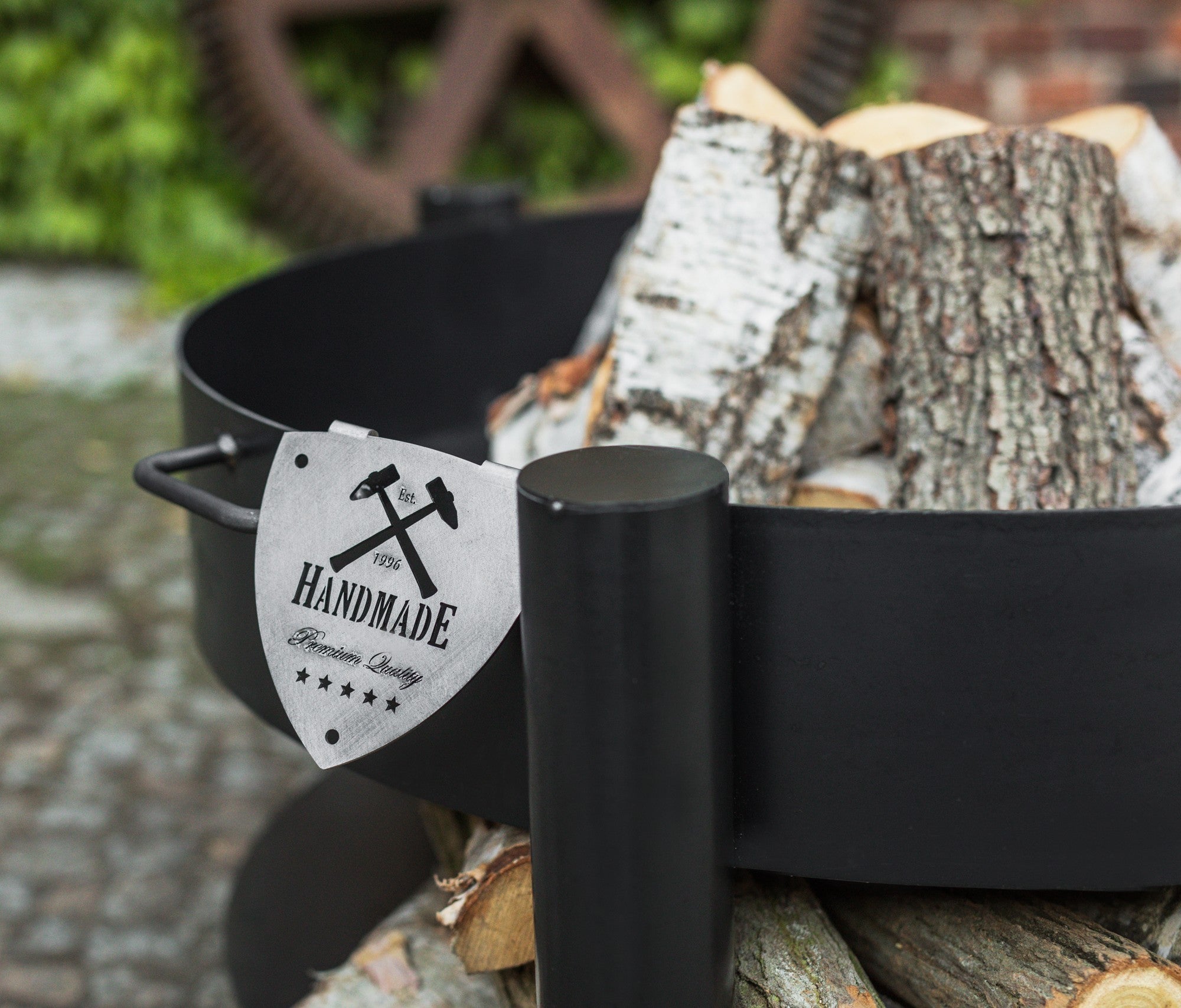 MONTANA ulkotulisija musta teräs, 3 eri kokoa