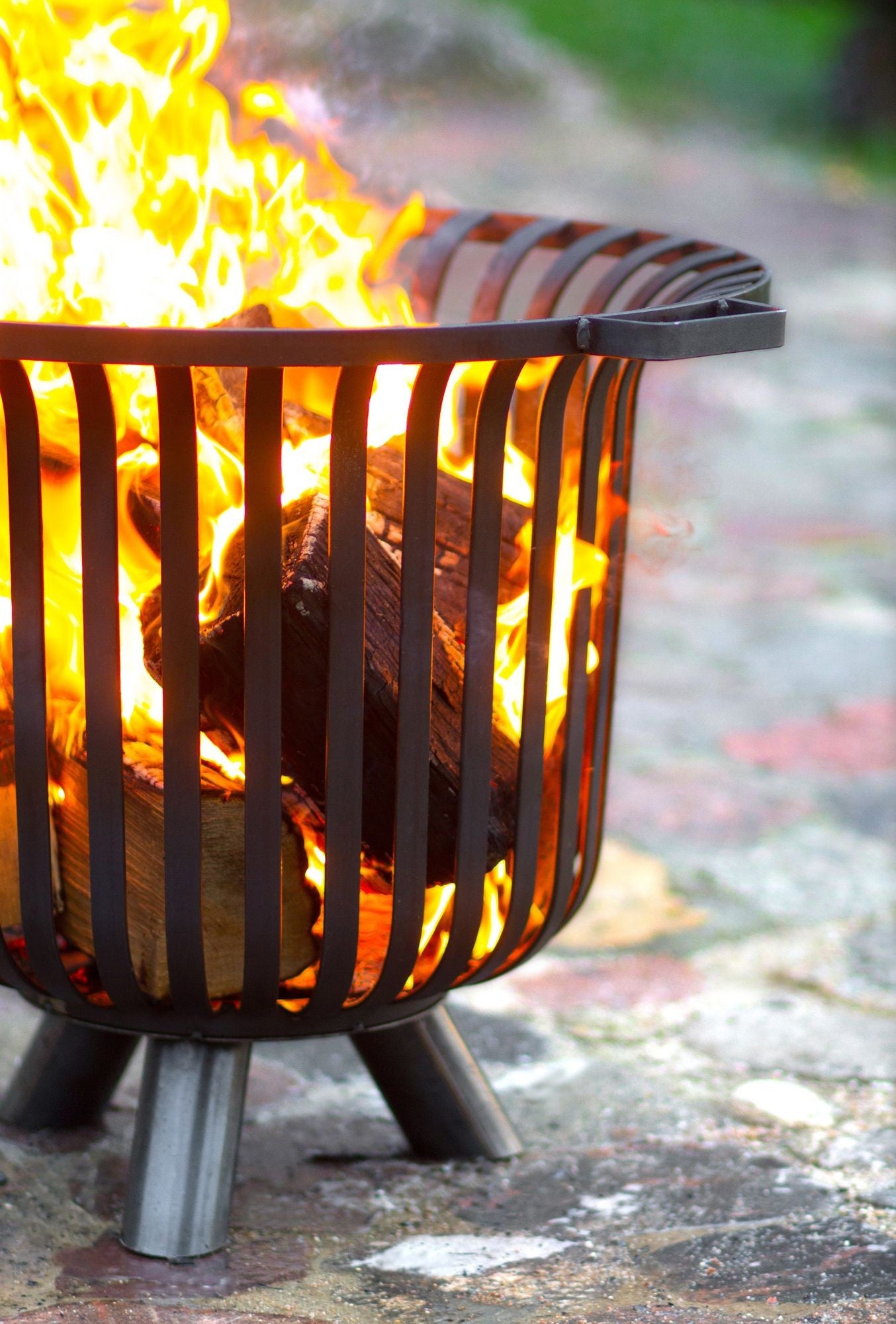 VERONA tulikori musta teräs, 60 x 52 cm