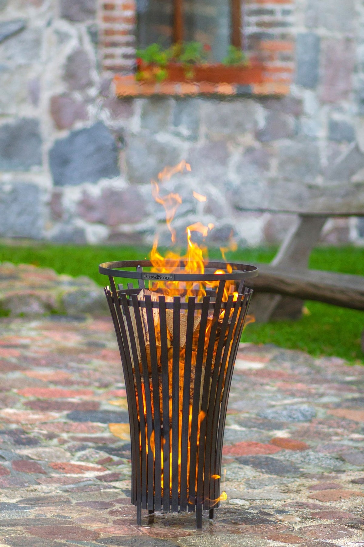 FLAME eldstad, svart stål, 45 x 76 cm