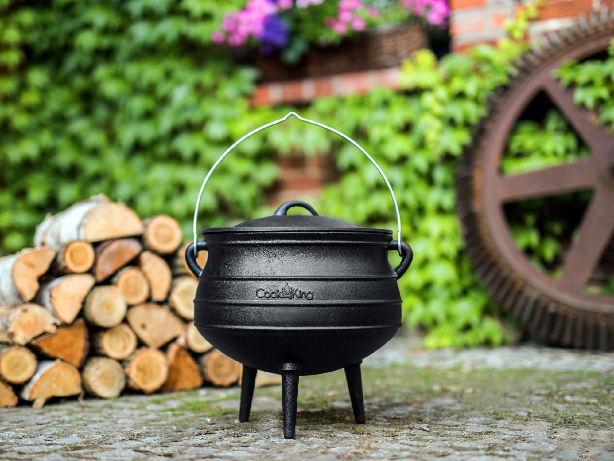 Valurautainen pata, 3 eri kokoa