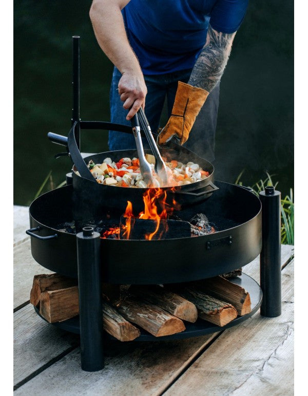 MONTANA X ulkotulisija musta teräs