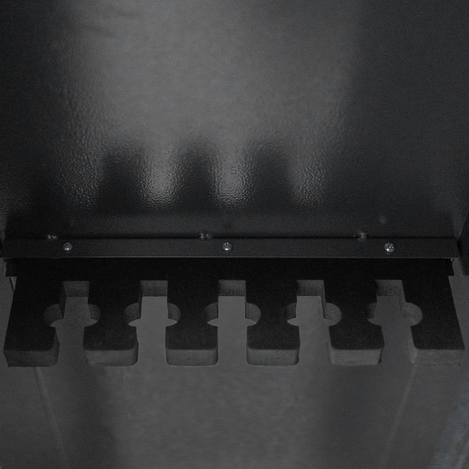 POHJOLAN URHEILUTARVIKE Asekaappi 5 Aseelle 145x35x25cm, Musta