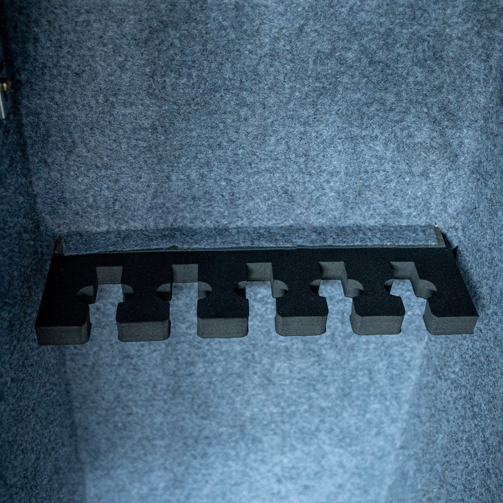 POHJOLAN URHEILUTARVIKE Asekaappi 5 Aseelle, hylly kiskoilla, EN 14450, 146x35x35cm, Harmaa