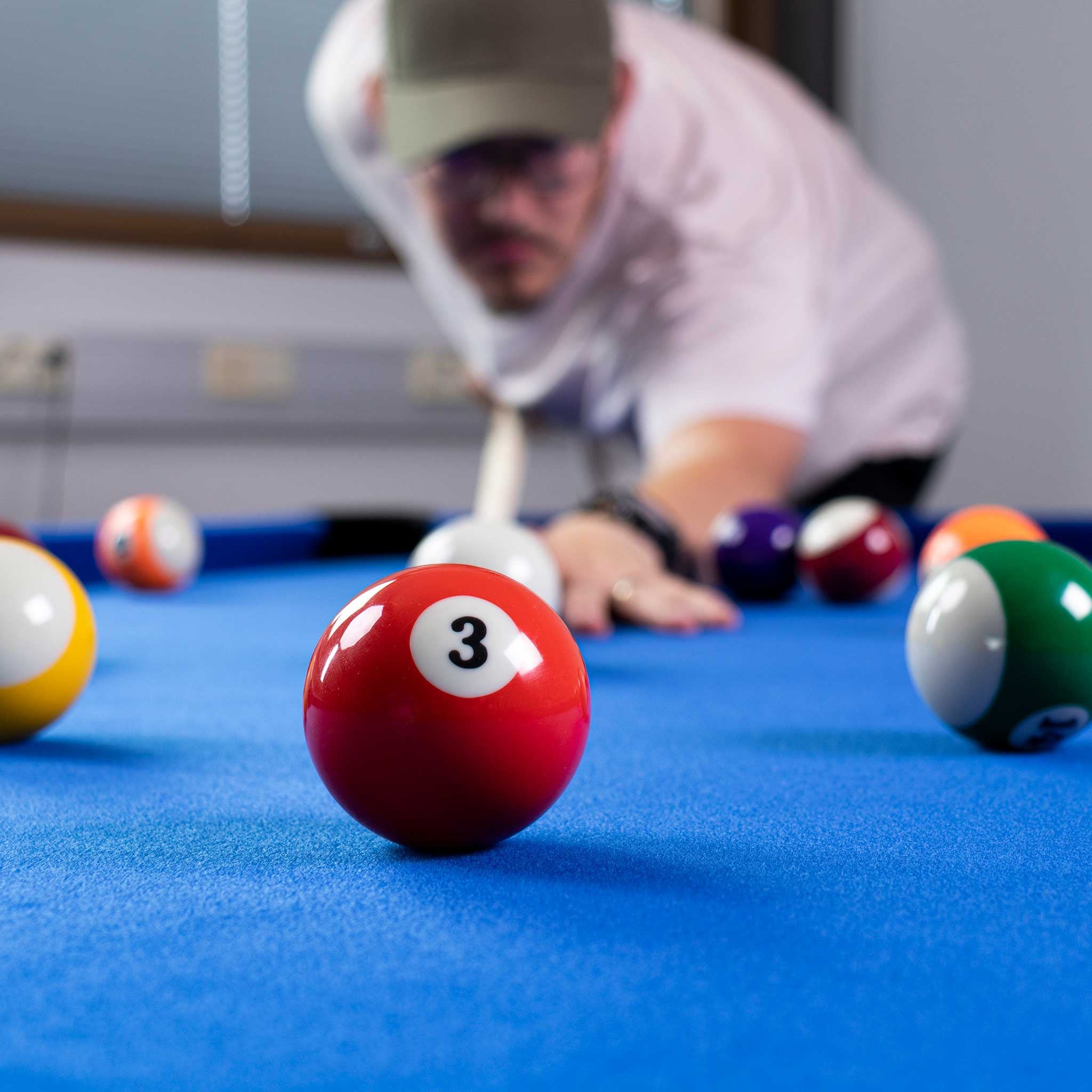 BLACKWOOD BILJARDIPÖYTÄ. 8' Official BLACK