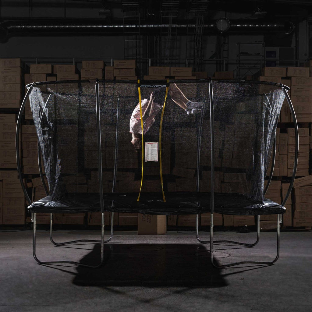 STRATOS SUORAKAIDE TRAMPOLIINI 8x12 FT / 244X366 CM