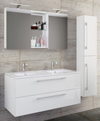 4-Osainen Pesuallas Budasi Peilikaapilla Ja Korkealla Kaapilla, valkoinen