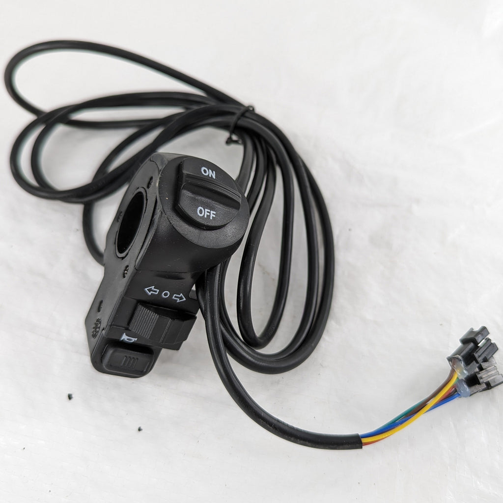 Sähköpotkulaudan valo kytkin