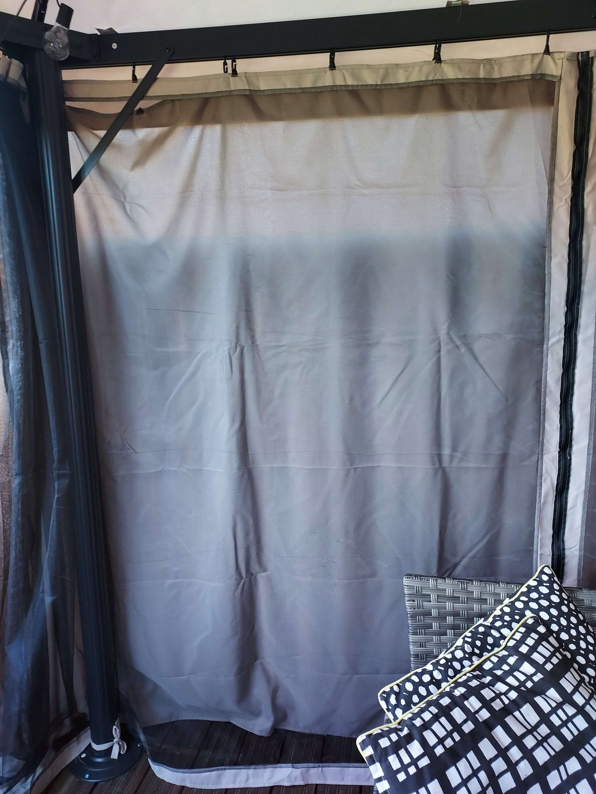 Trädgårdspaviljong 3 x 3 m – aluminiumram, myggnät, PVC-tak, ljusbeige