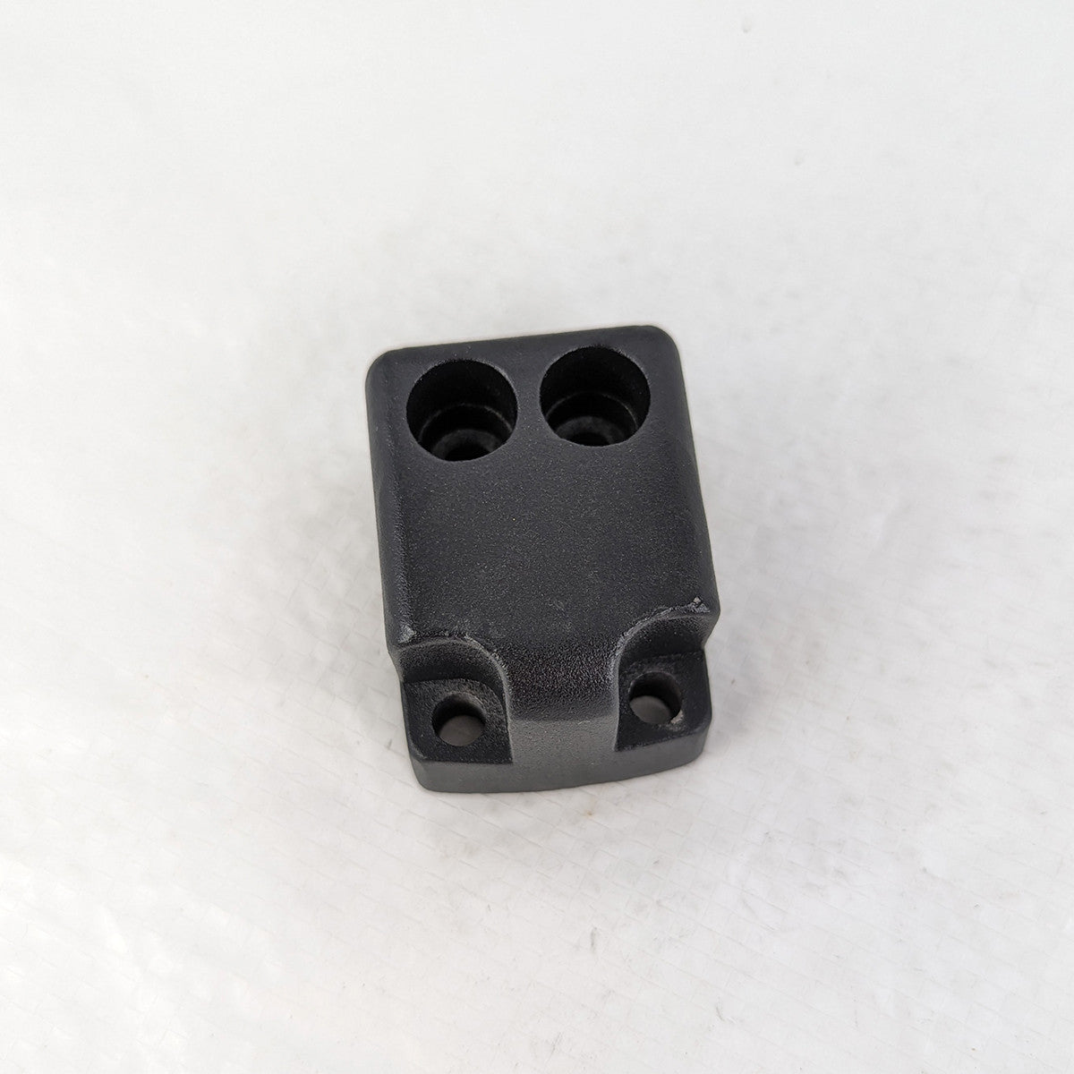 Sähköpotkulaudan ohjaimiston etuosa