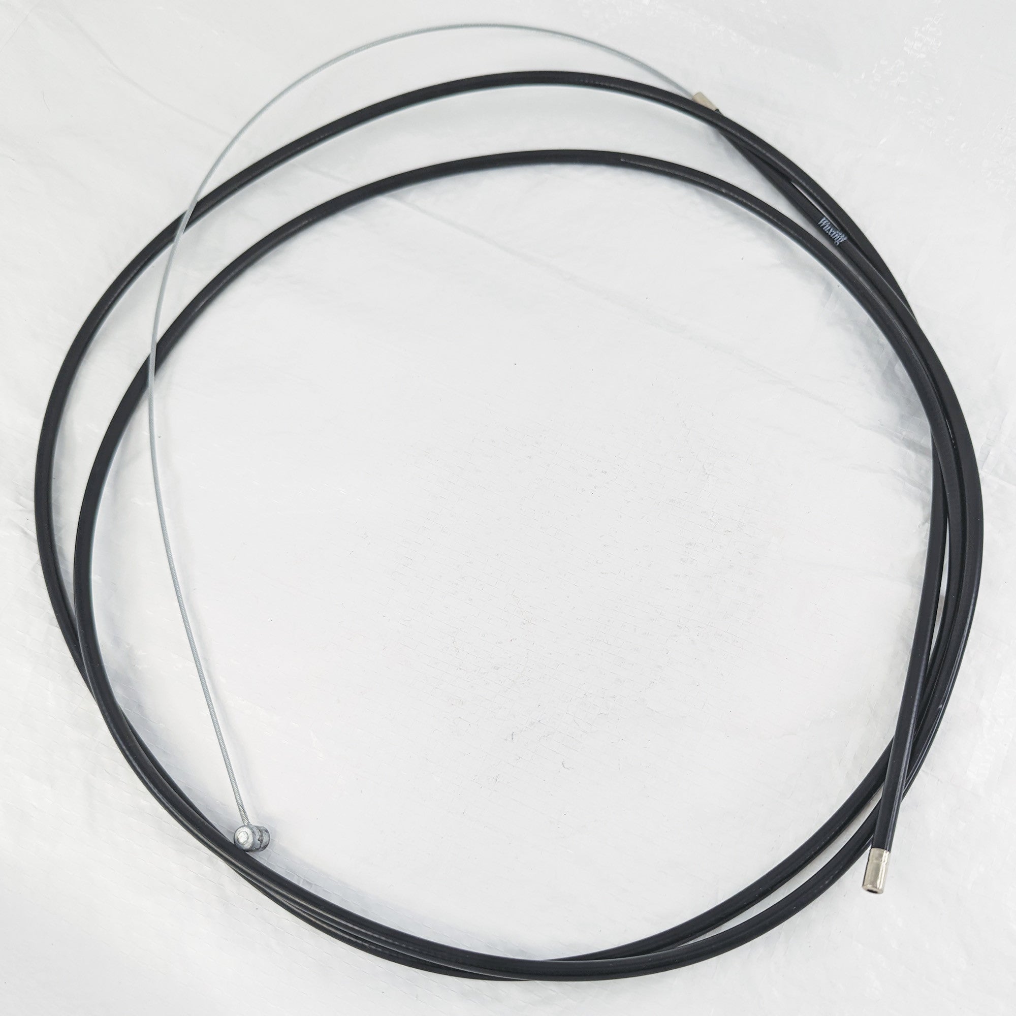 Sähköpotkulaudan jarrujohto