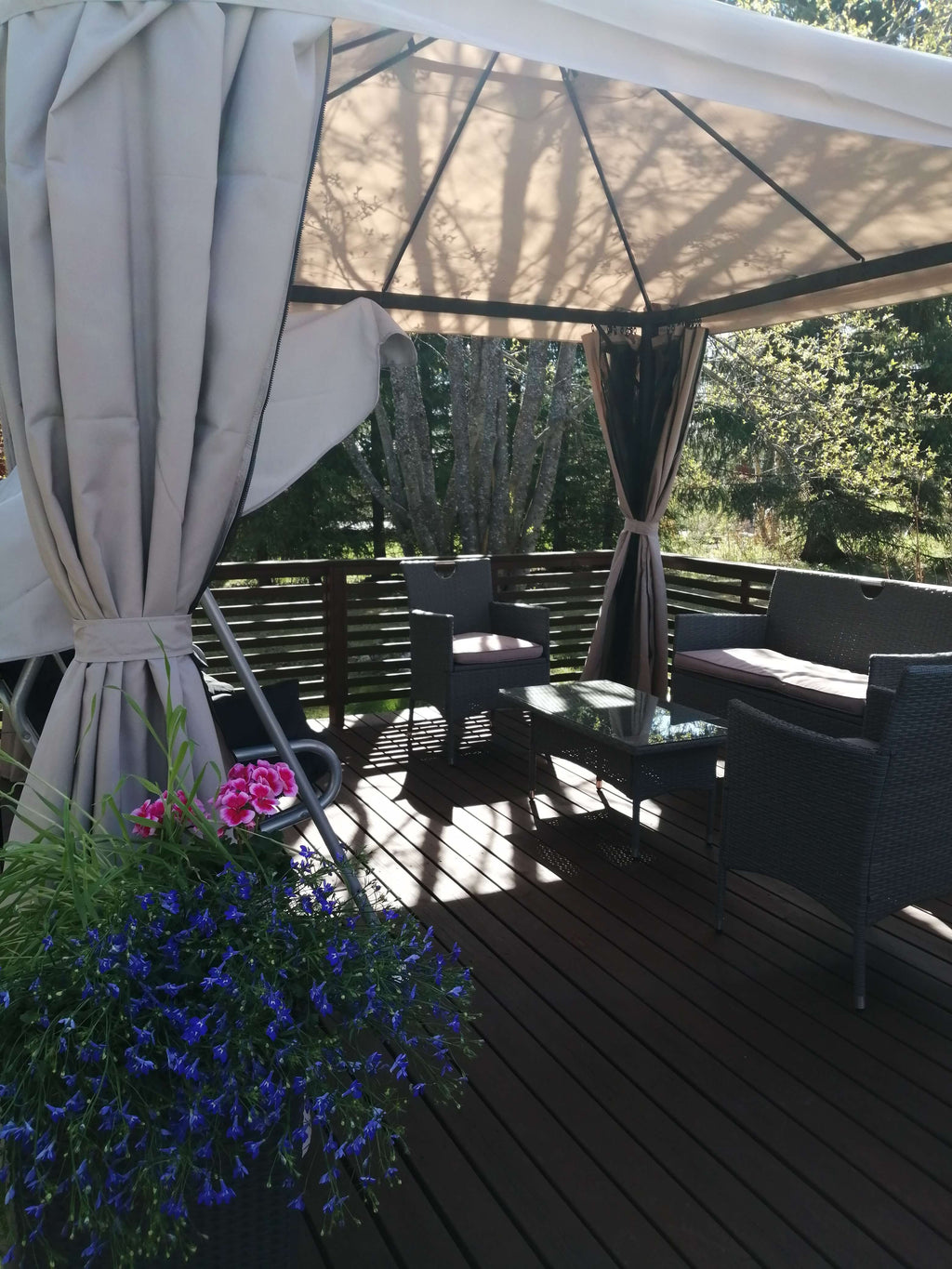 POHJOLA GARDEN Kestävä Pihapaviljonki 3x4m / Paviljonki Katos Terassille ja Pihalle Hyttysverkolla, Vaalea Beige