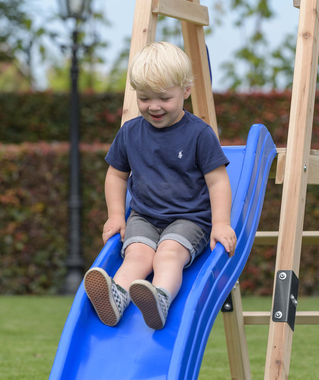 SwinKing leikkikeskus AVA Kahdella Keinulla