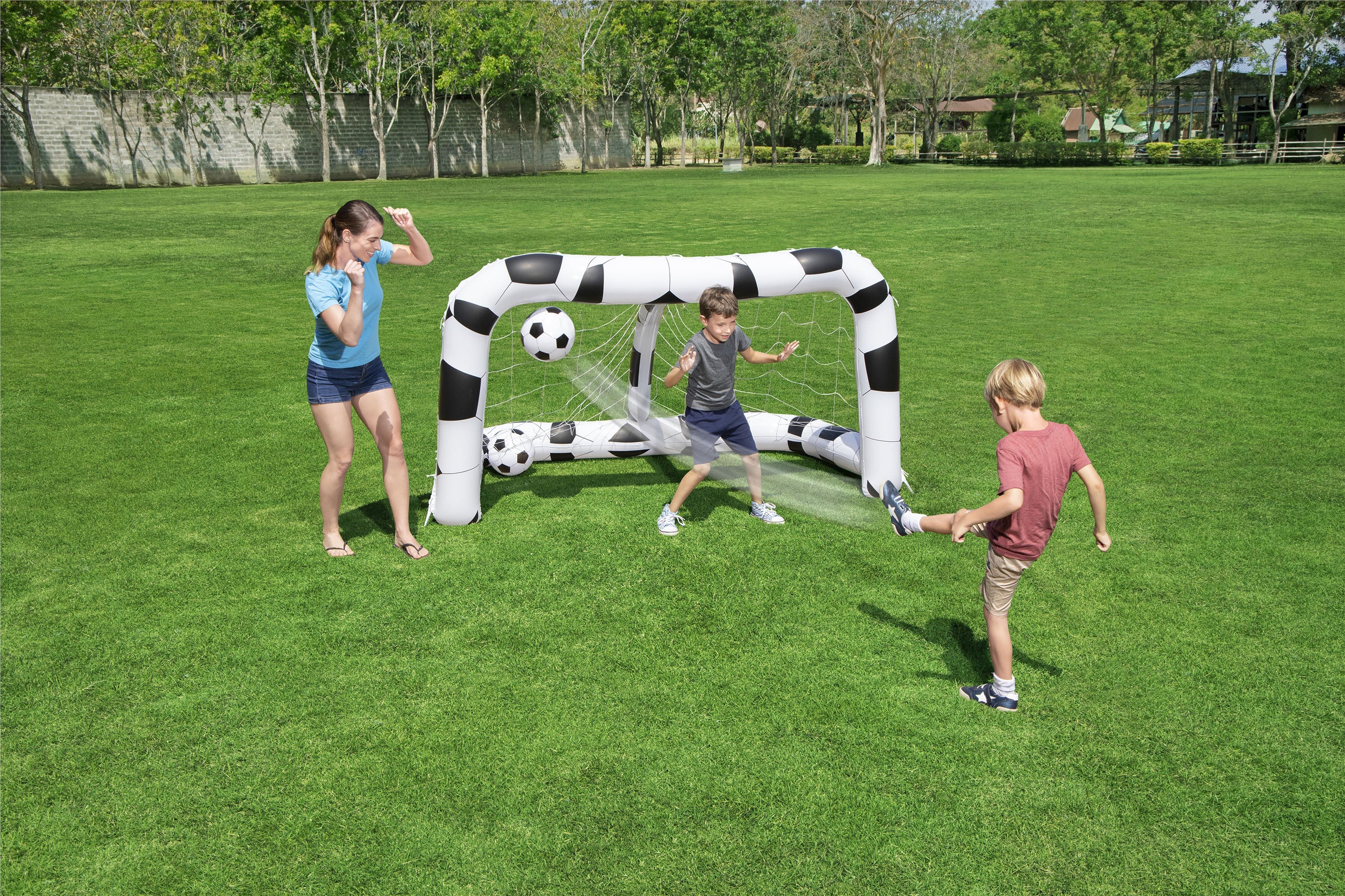 BESTWAY JALKAPALLOMAALI 213 X 117 X 125 CM