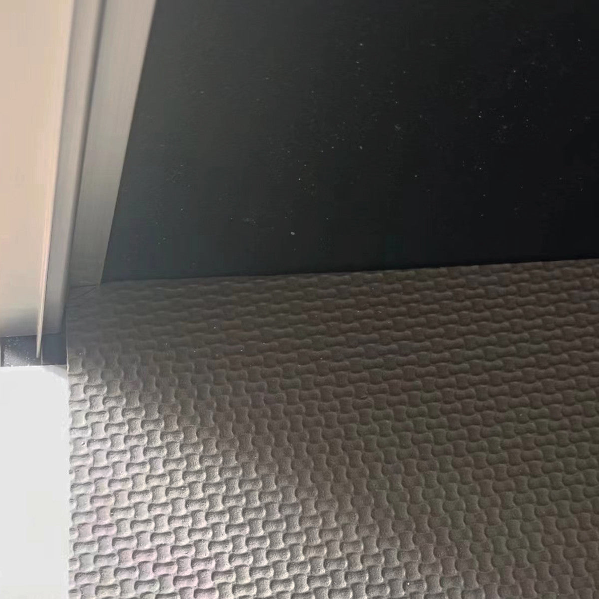 OUTLET! POHJOLAN LEMMIKKITARVIKE Koiran Kuljetushäkki Autoon Alu XL, LUE KUVAUS!