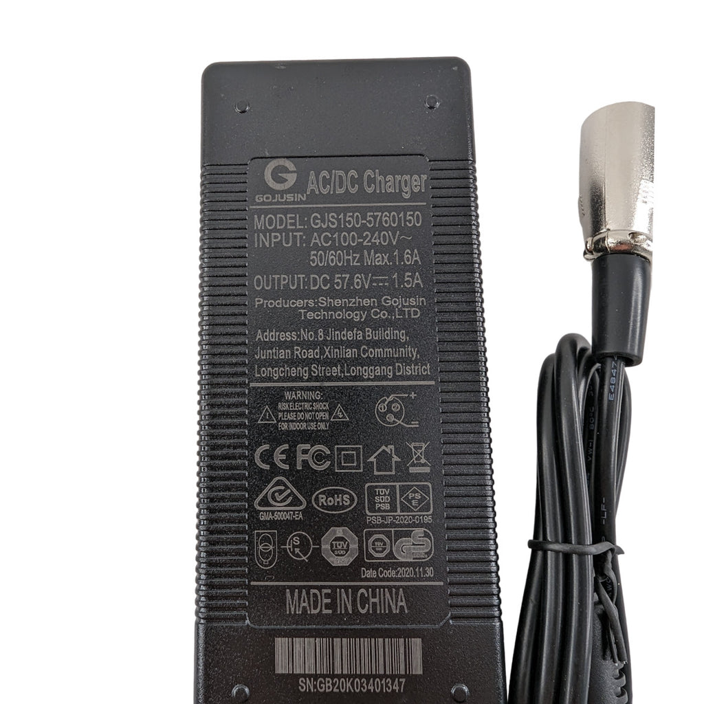 Sähköpotkulauta Laturi 57,6V