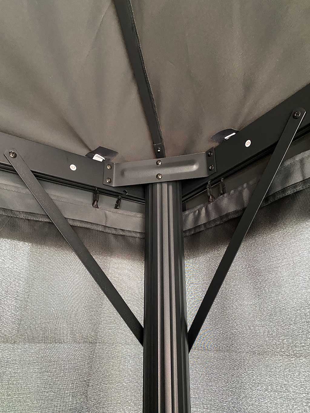 POHJOLA GARDEN Kattokangas Kestävään Pihapaviljonkiin 3x4m, Harmaa