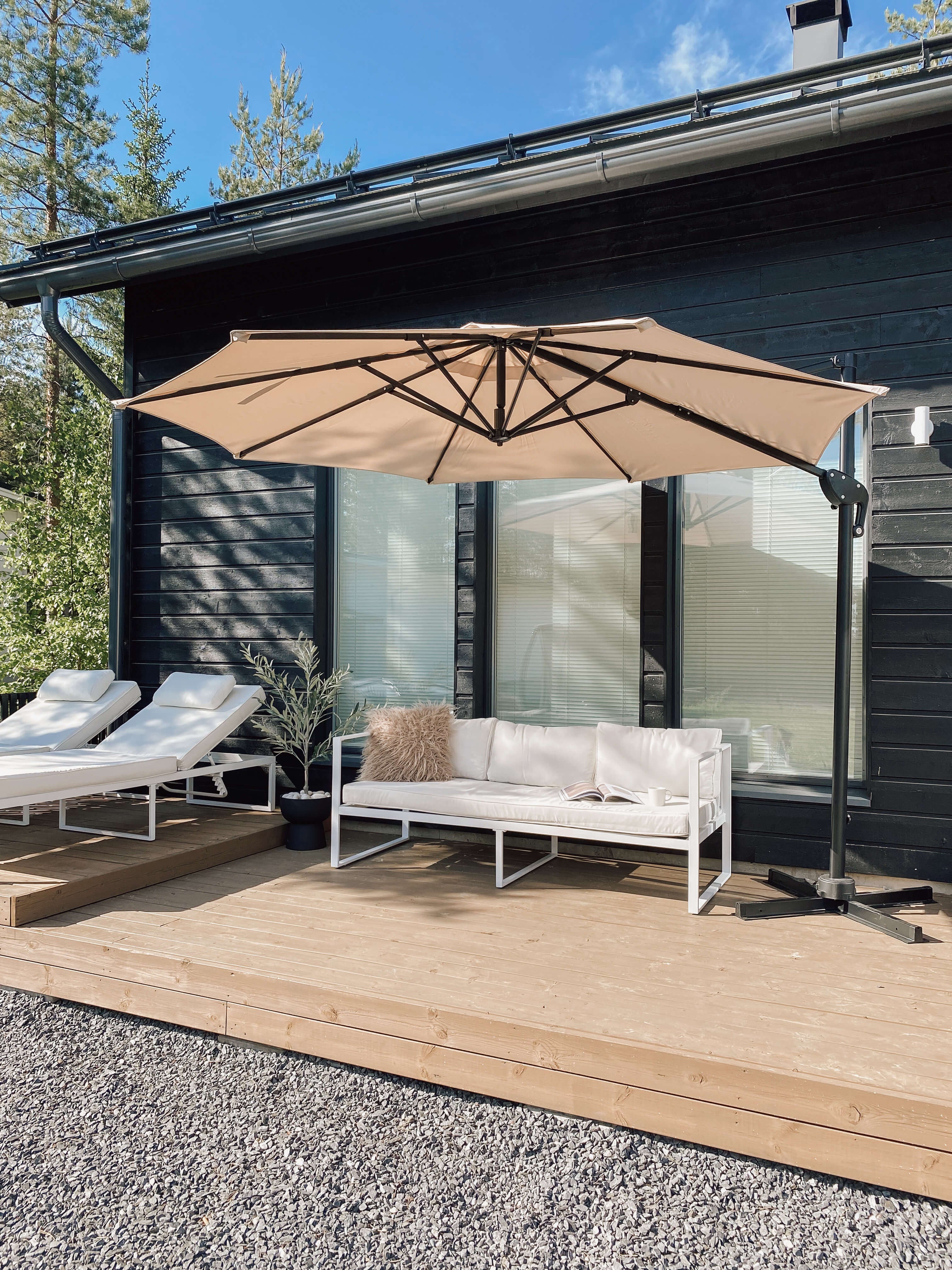 POHJOLA GARDEN PREMIUM Riippuva Aurinkovarjo 3m, beige, suljettava, säädettävä