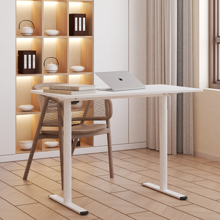Elektriskt skrivbord 120 x 60 cm – höjdjustering 72–117 cm, tyst motor, vitt