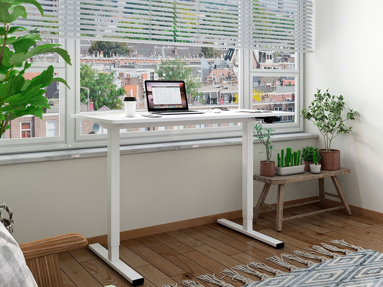 POHJOLA INDOOR Säätöpöytä +PLUS 120 x 60 cm Varustesetillä, Valkoinen