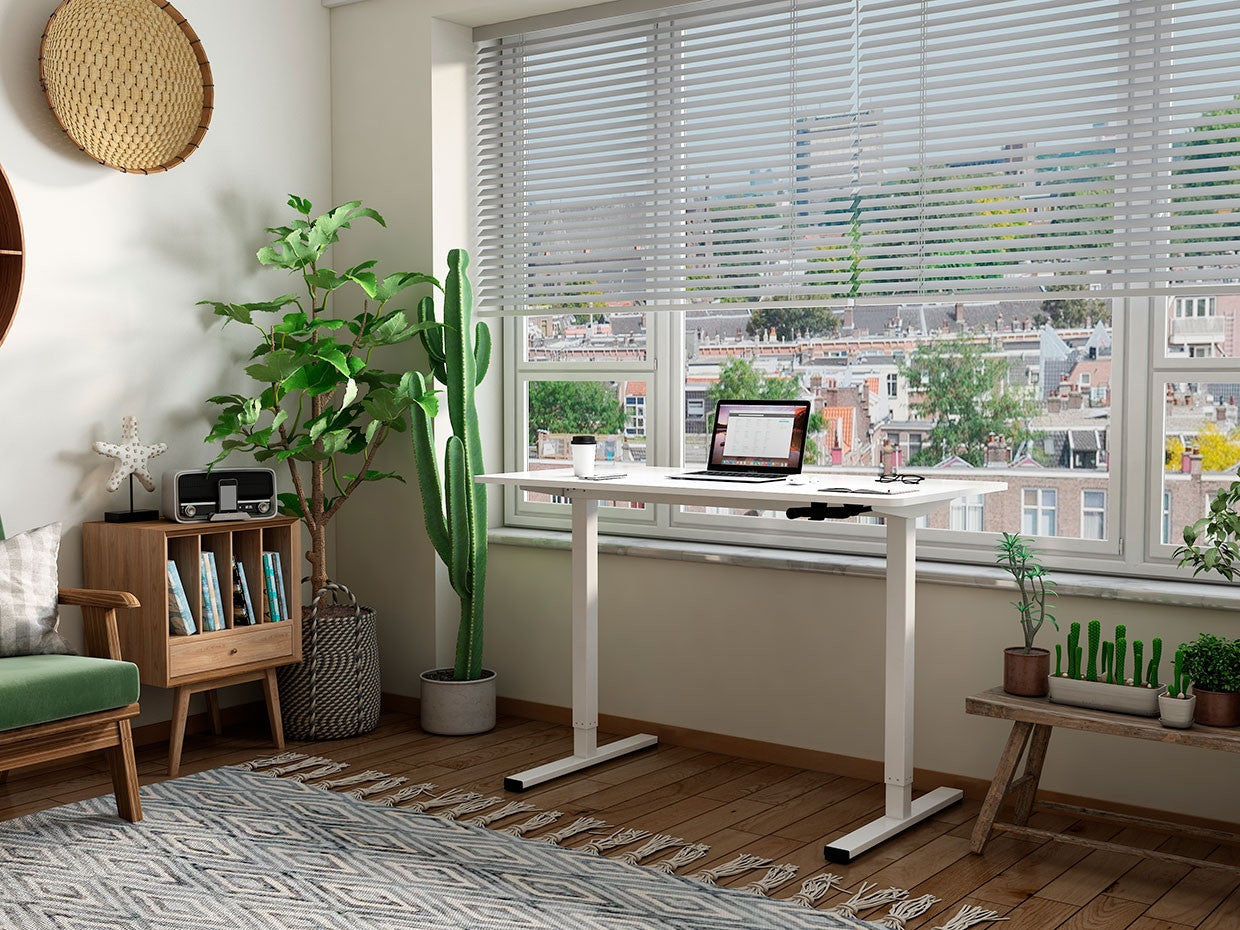 POHJOLA INDOOR Säätöpöytä +PLUS 120 x 60 cm Varustesetillä, Valkoinen