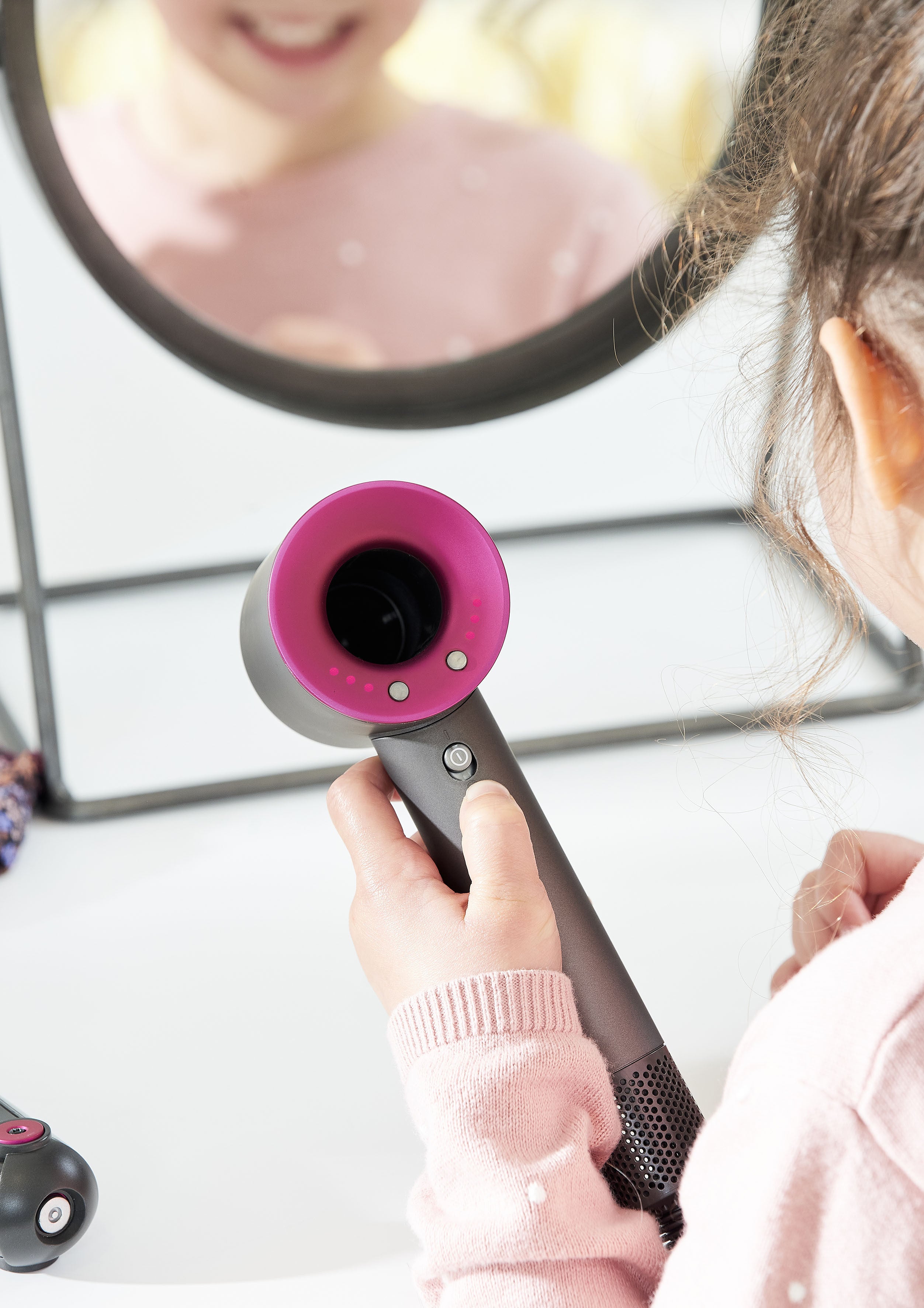 CASDON DYSON -HIUSMUOTOILULEIKKISETTI 6 OSAA