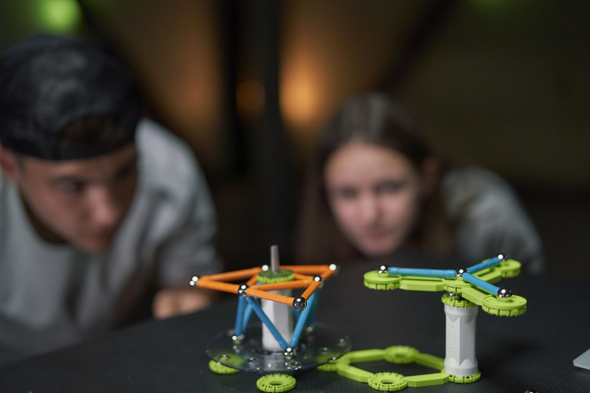 GEOMAG MECHANICS MOTION TRACK SETS 2 ST 96 DELAR