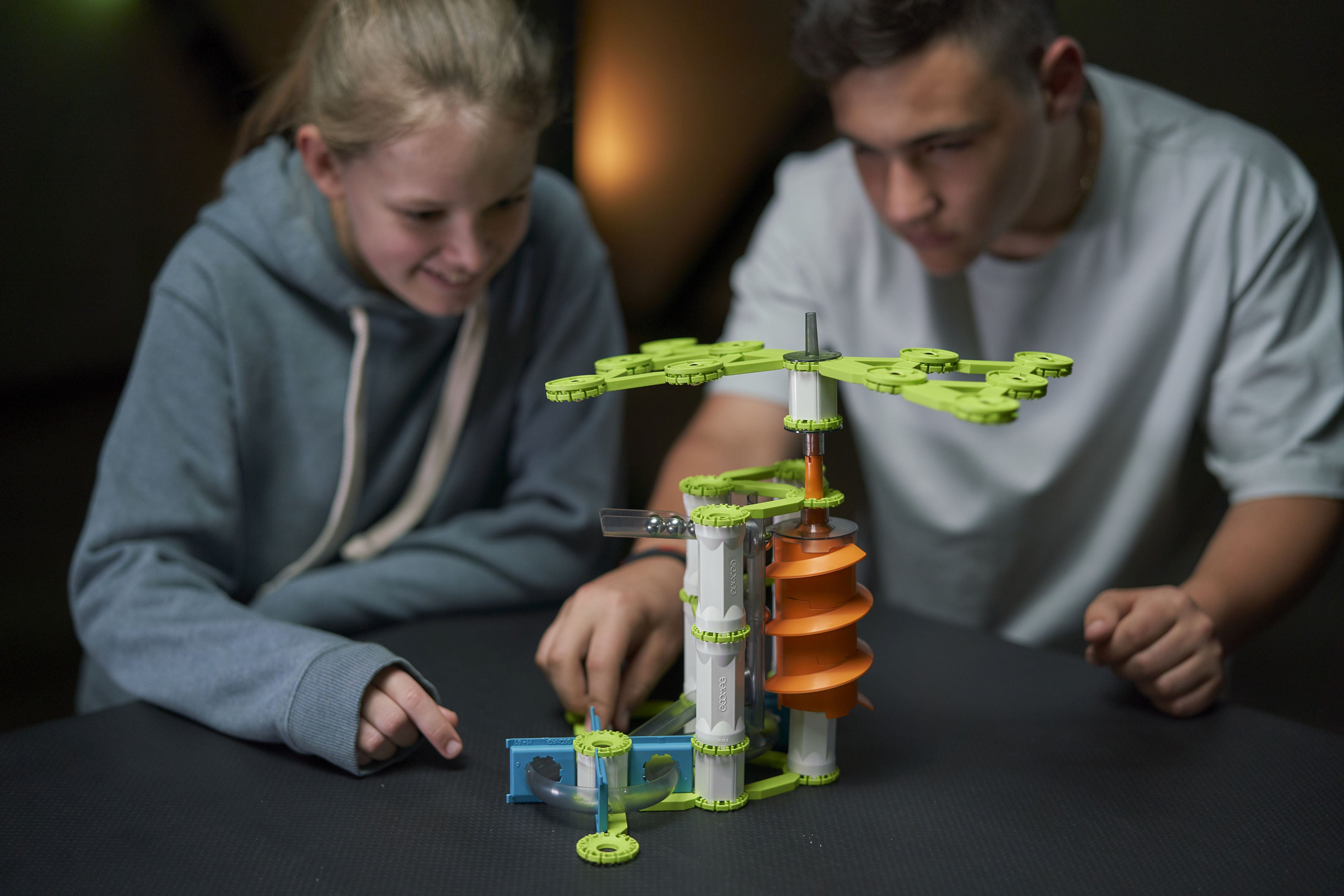 GEOMAG MECHANICS GRAVITY VERTIKAALI 183 OSAA