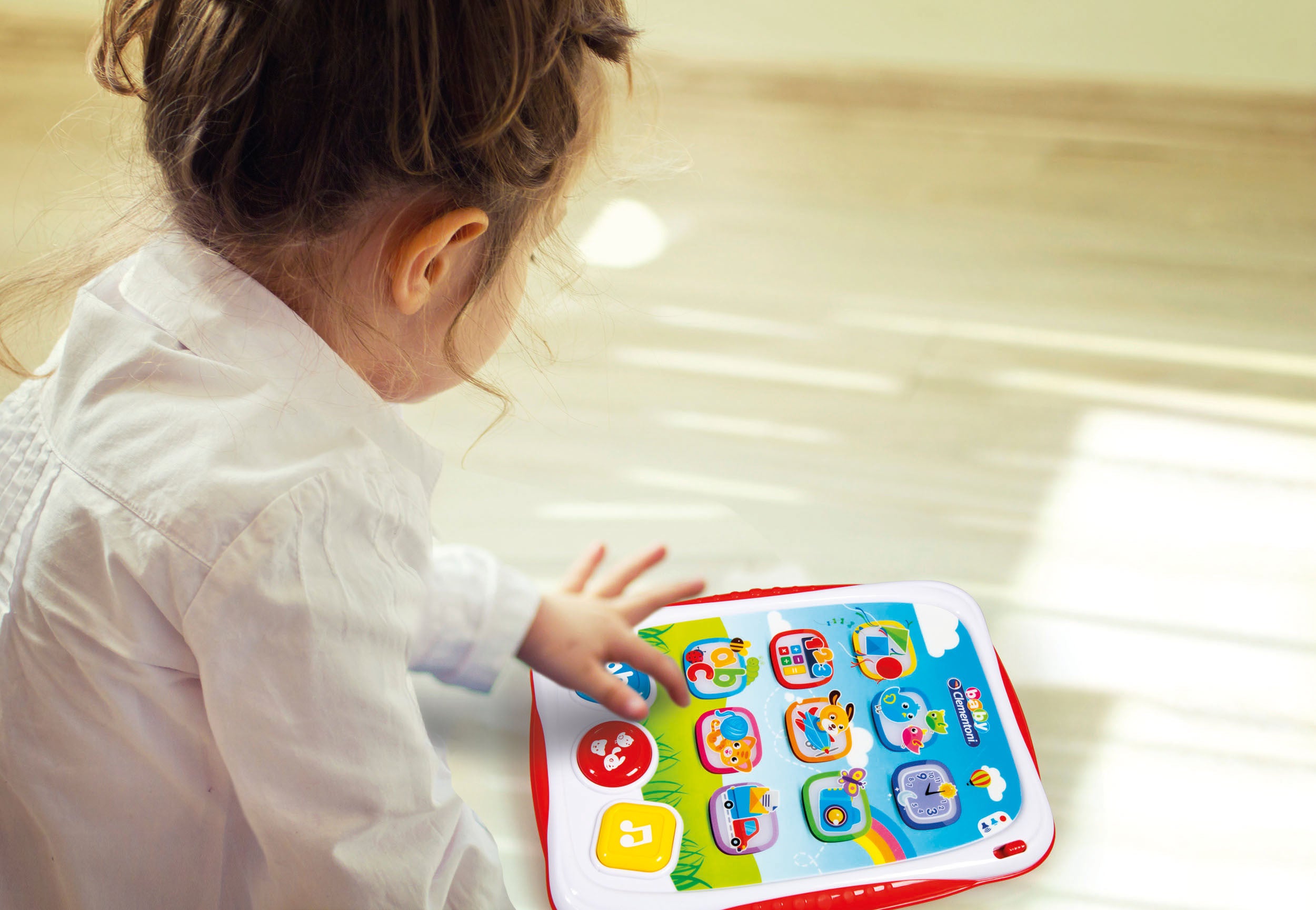 CLEMENTONI PUHUVA PUUHAPADI