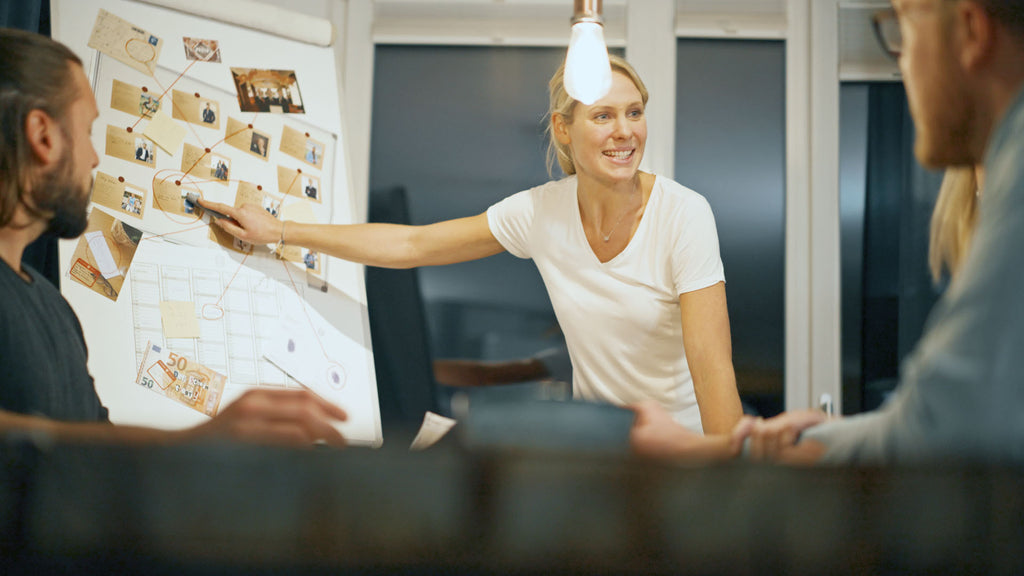 BROTTSPLATS - MADONNA-DIADEMET