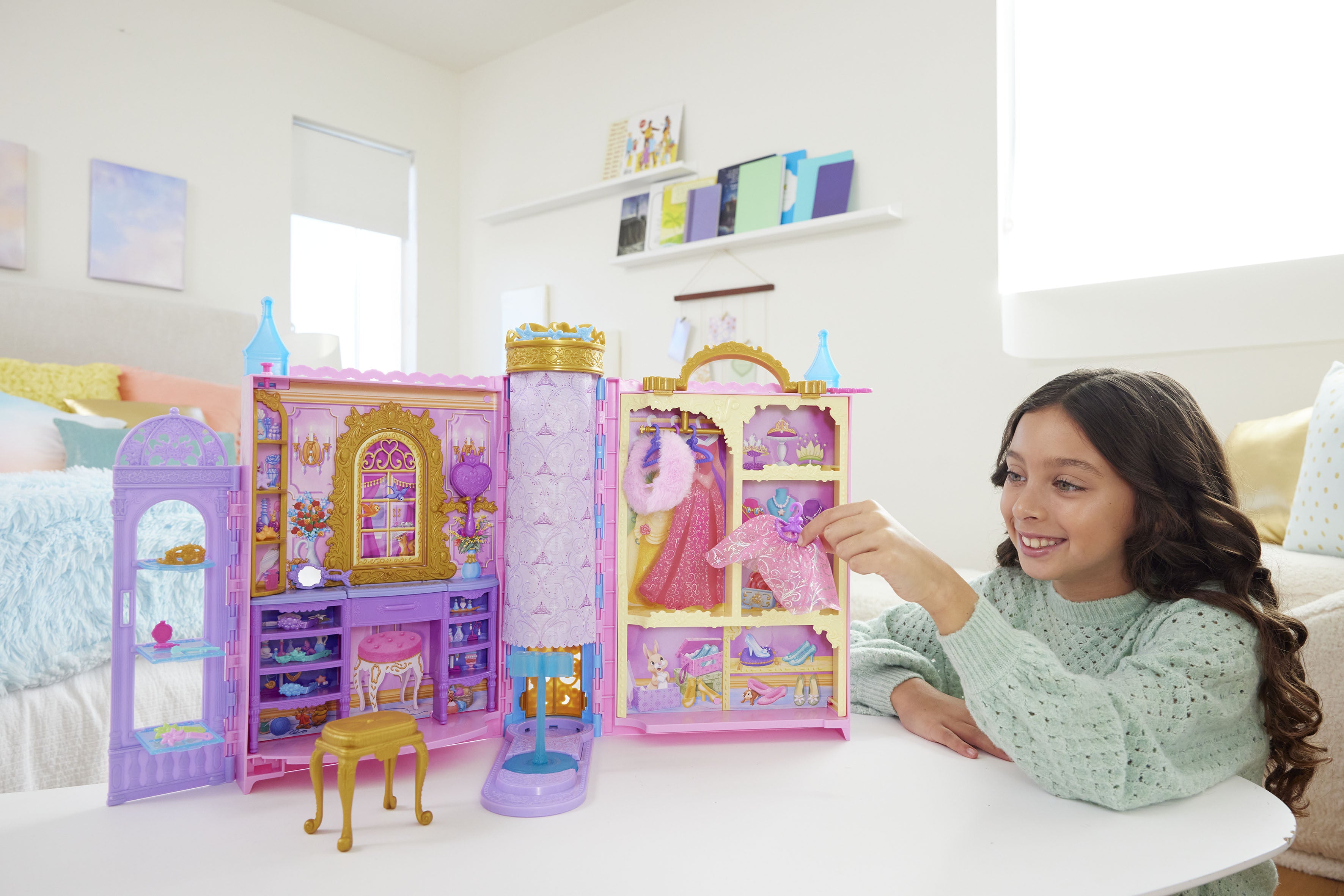 DISNEY PRINCESS -VAATEHUONE