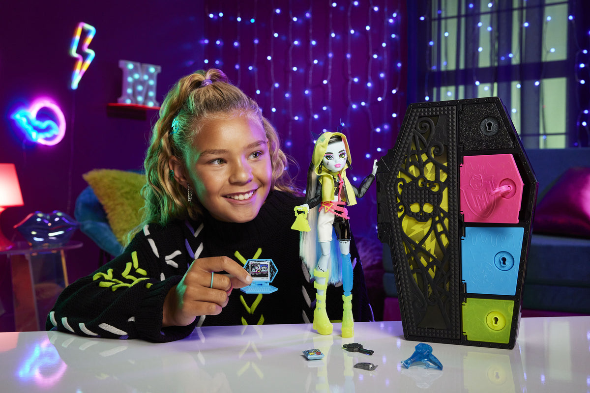 MONSTER HIGH SKULLTIMATE FRANKIE