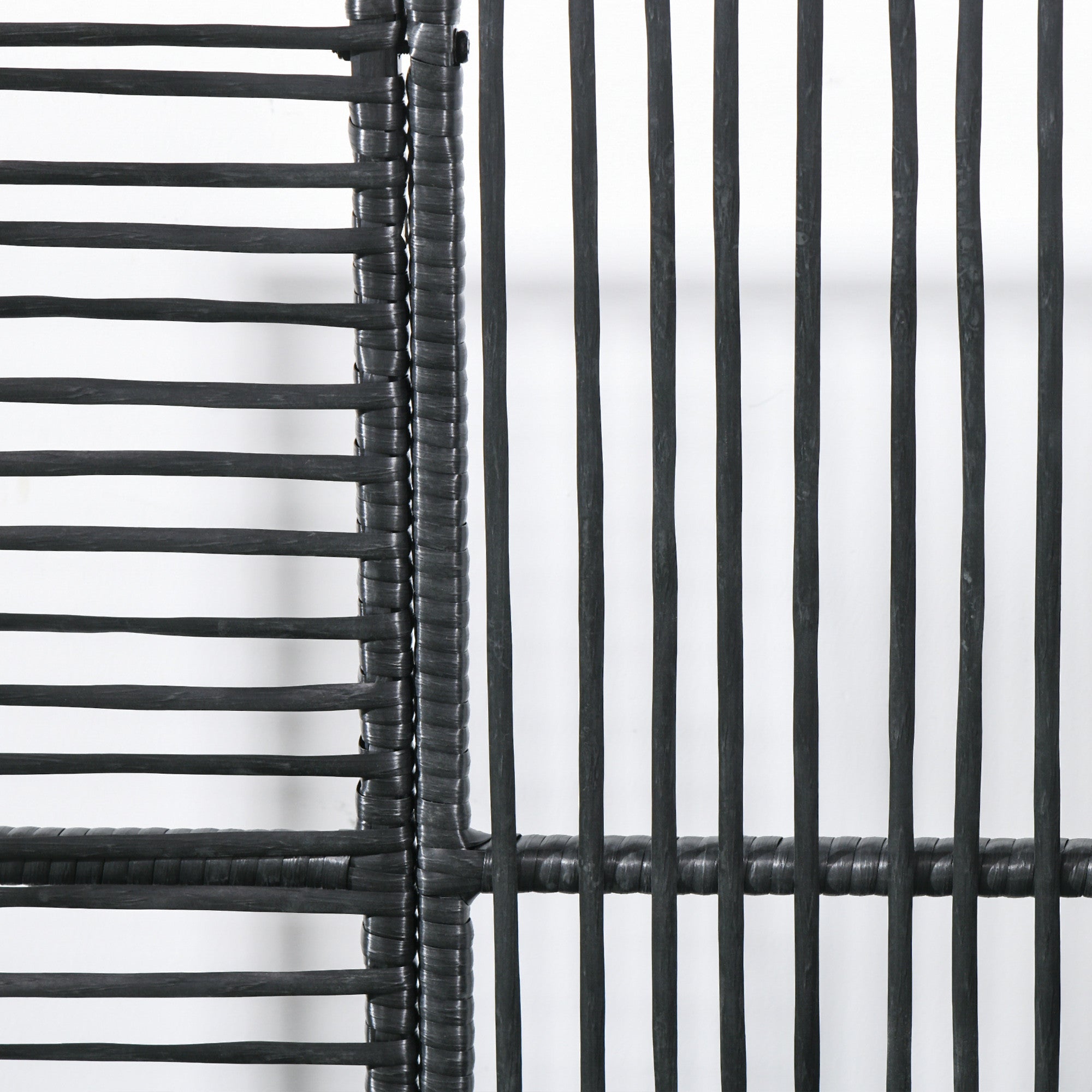 Istutuslaatikko Säleiköllä, Polyrottinki / Teräs, 103 x 103 x 29 cm, Musta