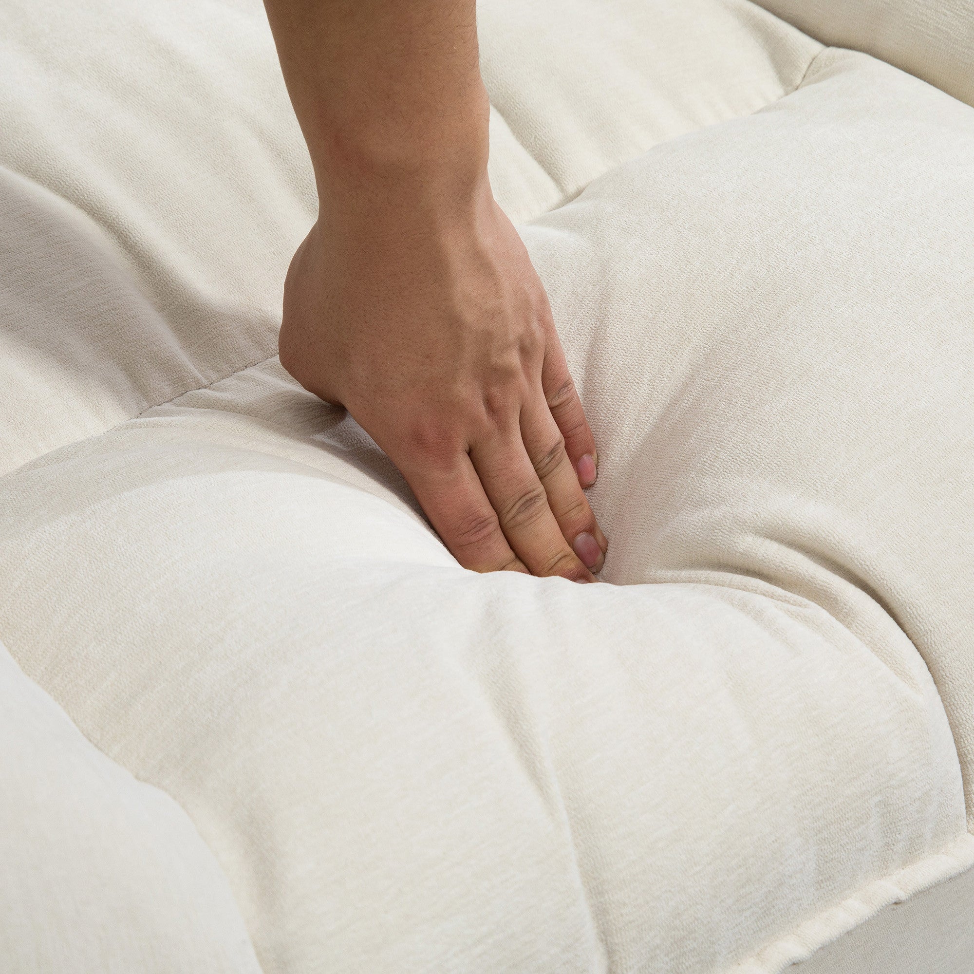 Mekanismituoli Kääntöjalustalla Ja Keinutoiminnolla 104 x 100 x 102cm Kermanvalkoinen