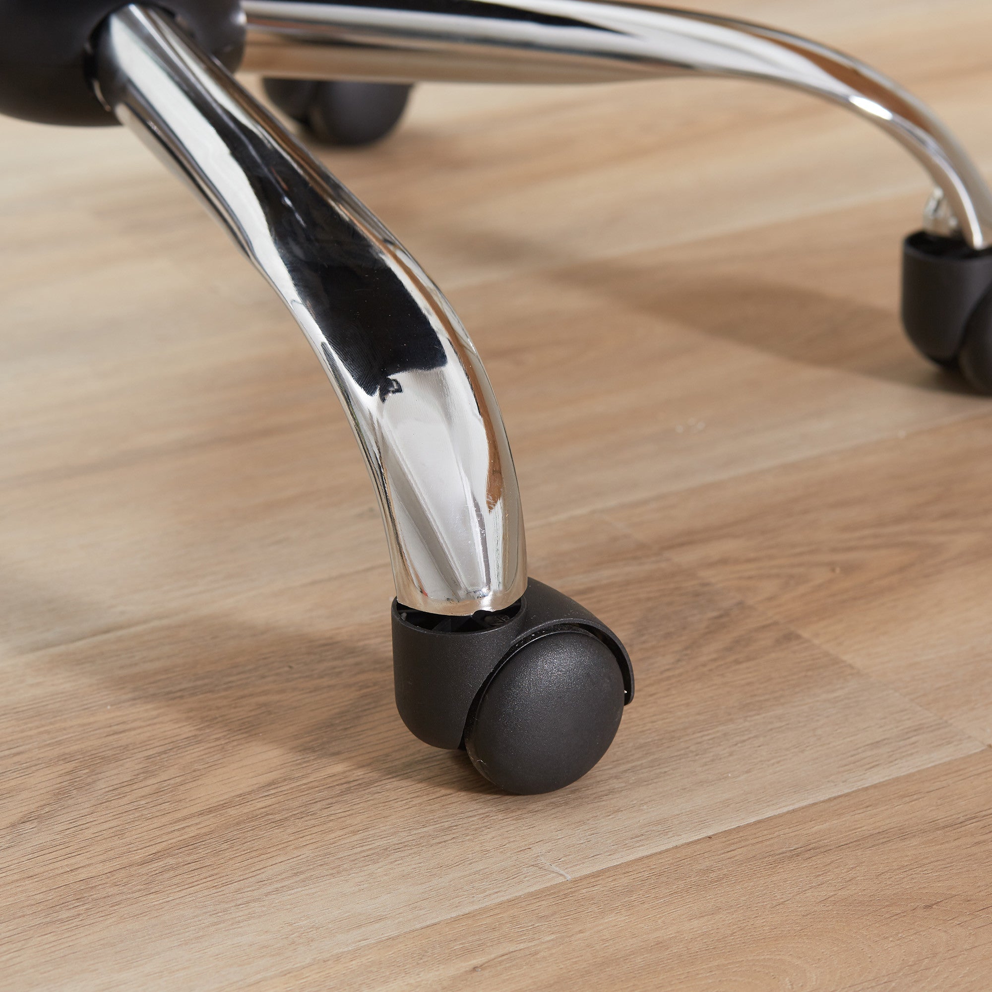 Toimistotuoli, Korkeussäädettävä, 63 x 65 x 109-119 cm, Musta