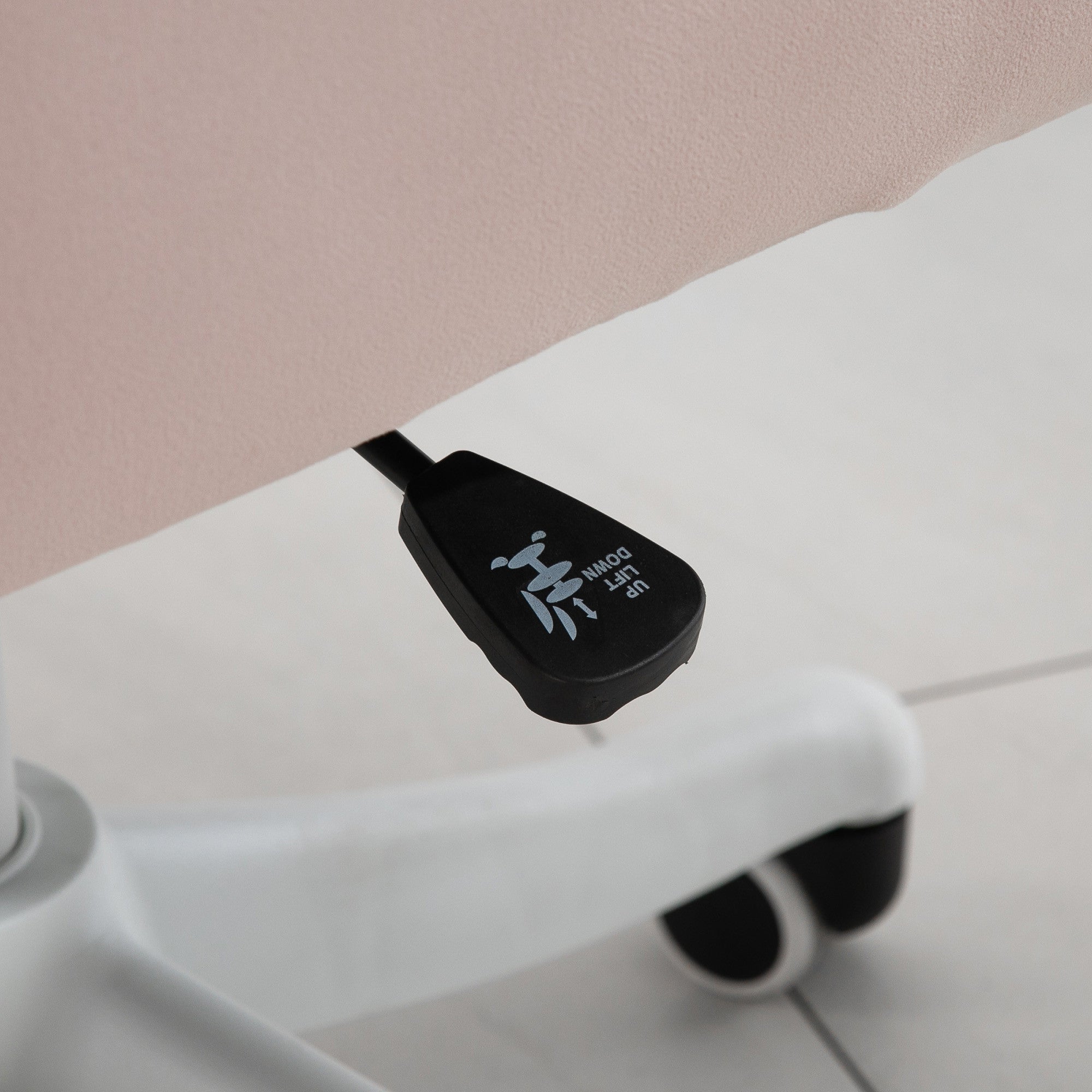 Hierova Toimistotuoli, Korkeudensäätö, 57 x 70 x 78-86 cm, Vaaleanpunainen