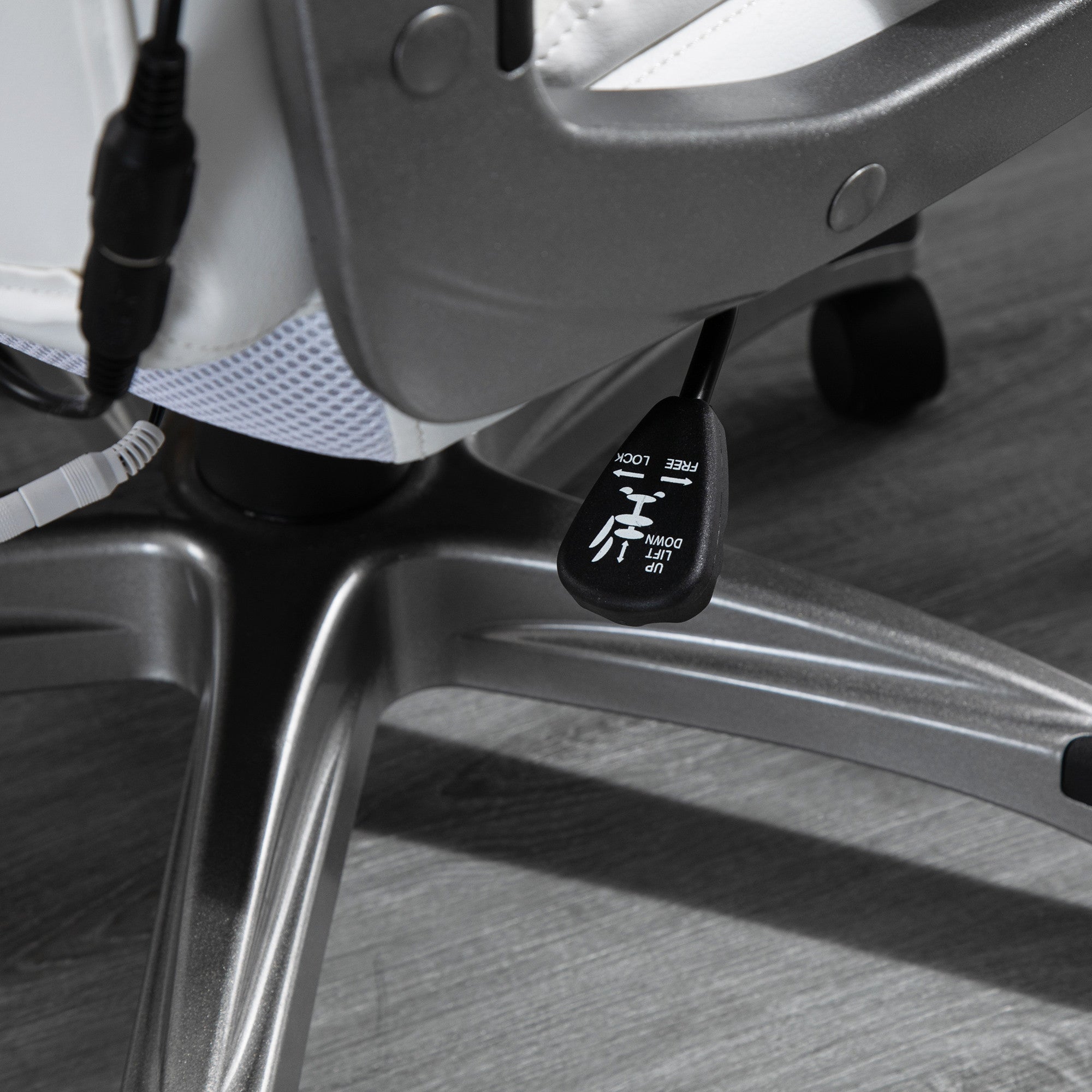 Hierova Toimistotuoli, 70 x 76.5 x 114-124 cm, Valkoinen