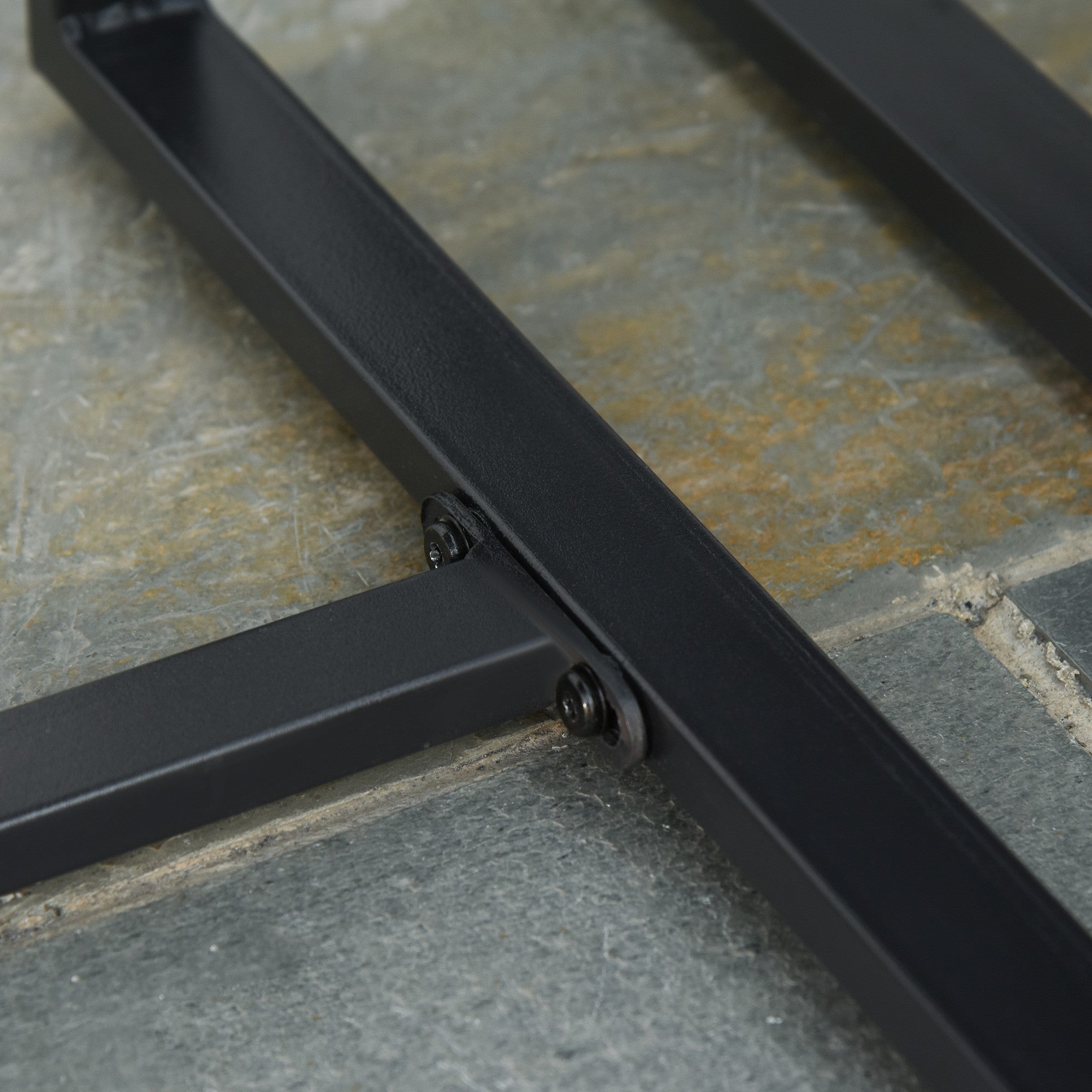 Polyrottinki Parvekesetti, Harmaa