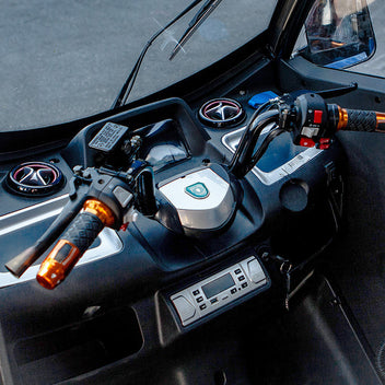 Kontio Motors Autokruiser, blå