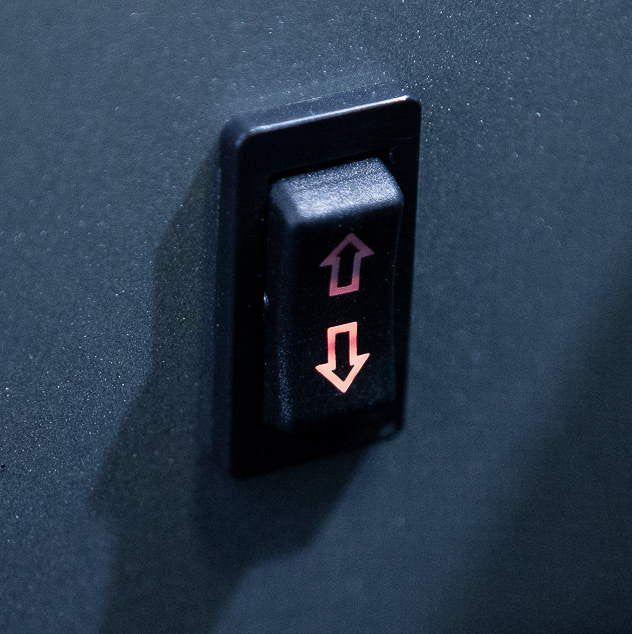 Kontio Motors Autokruiser, Burgundy red