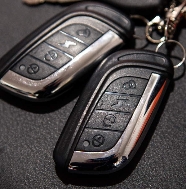 Kontio Motors e-Scooter 2.0 600W, 1.0kWh Lyijyakulla, Kulta